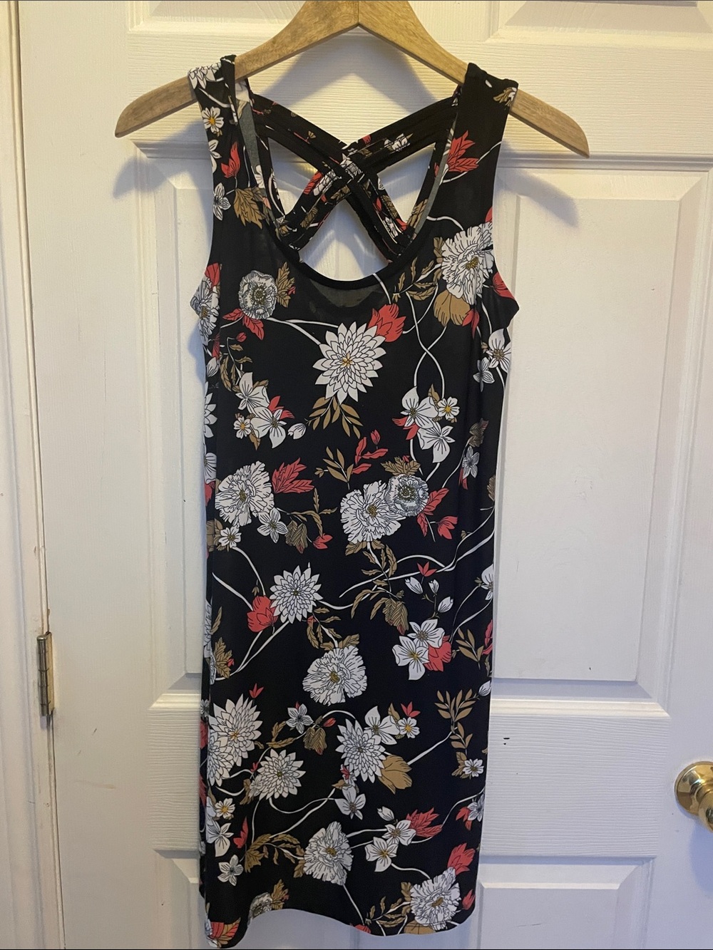 Sleeveless Floral Crisscross Back Dress - Black with White & Red Blooms